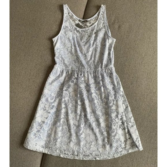 Periwinkle Blue Dress with Sweetheart Neckline and Lace Overlay- Size Medium - Picture 1 of 4